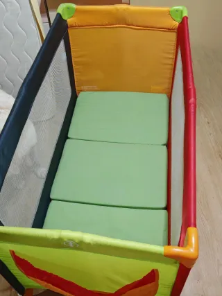 Cuna de viaje plegable + Colchón (como nuevos)