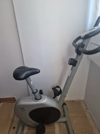 Bicicleta Estática con Pantalla Digital