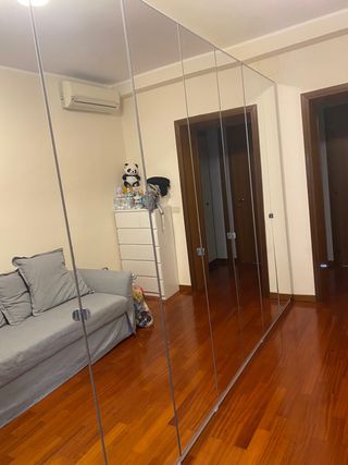 Armadio con 9 ante in vetro Roma centro