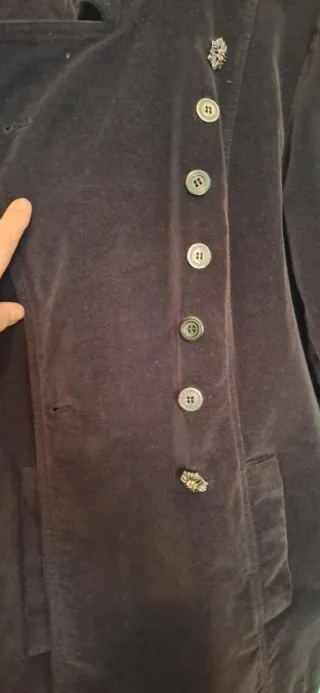 Giacca velluto nera bottoni gioiello