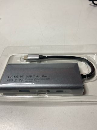 : UtechSmart 6 en 1 USB C HUB UCN3273