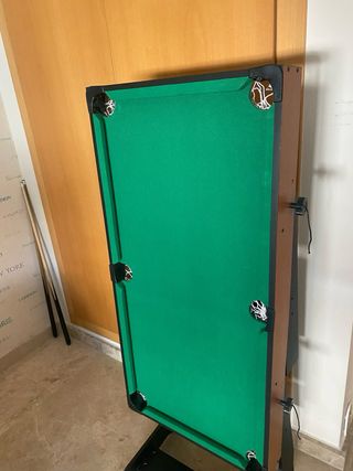 Mesa de billar infantil con accesorios