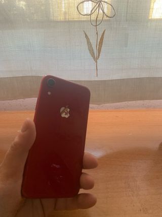 iPhone XR 64 GB Rojo