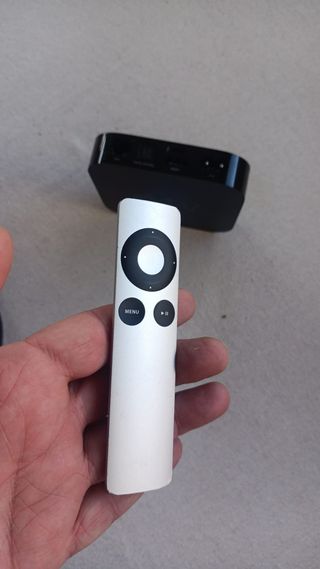 Apple TV y Mando a Distancia