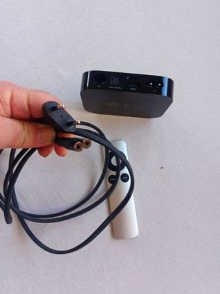 Apple TV y Mando a Distancia