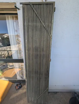 Persiana metálica corredera