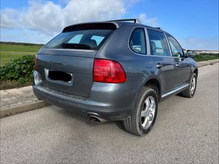 Porsche Cayenne 2005