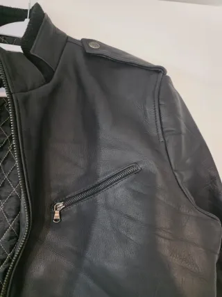 Cazadora de piel auténtica negra