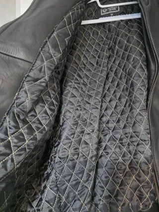 Cazadora de piel auténtica negra