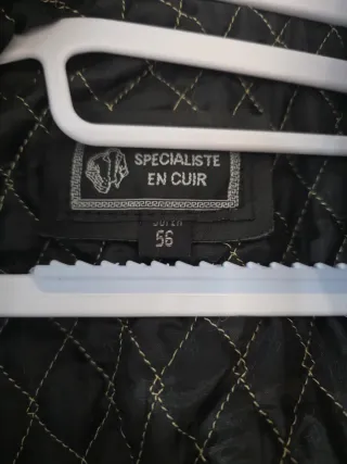 Cazadora de piel auténtica negra