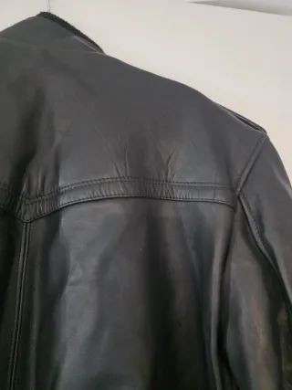 Cazadora de piel auténtica negra