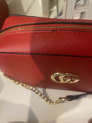 Bolso rojo burdeos con logo GG