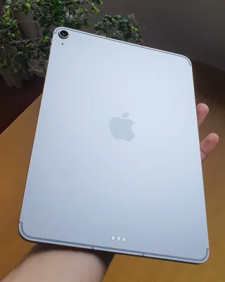 iPad Air 11 (M3) Wi-Fi + Cellular