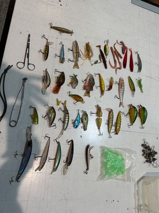 Lote señuelos pesca duros y blandos num. 6