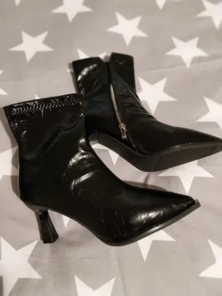 Botines negros talla 36 sin usar