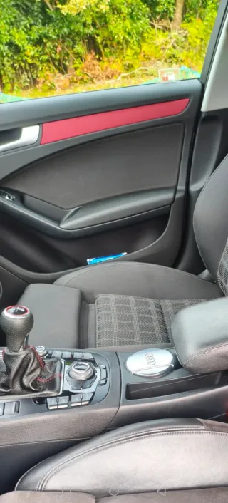 Molduras Audi A4 B8 Rojo Burdeos