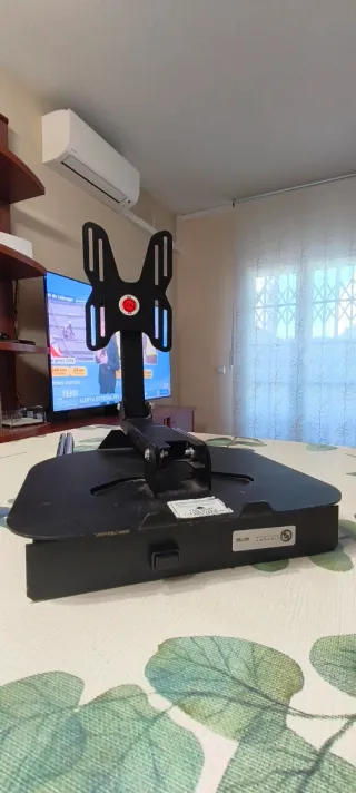 Soporte TV Extensible Autocaravana