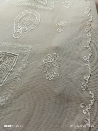 Mantilla antigua beige encaje. 2'10x0'90