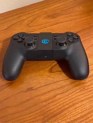 Dron Tello TLW004 - DJI  con mando Game Sir