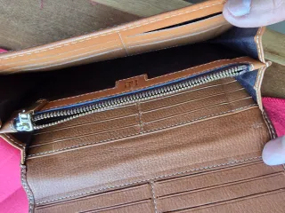 Cartera Carolina Herrera Marrón Logo CH