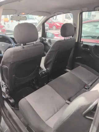 Opel Zafira 2005
