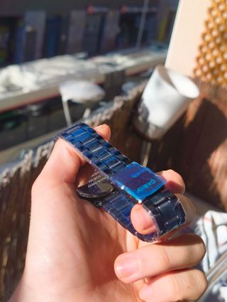 Reloj Casio Negro y Dorado Quartz Elegante