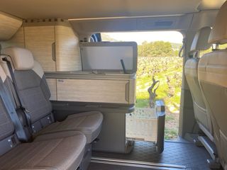 Volkswagen California 2025 DSG 22.000 KM. Equipada