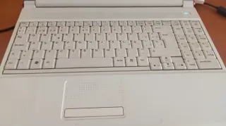 Ordenador portátil LG Plata/granate