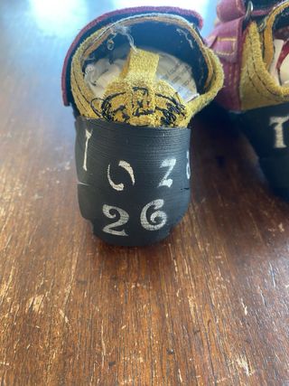 Pies de Gato Niño / niña 9C plus Talla 22 23 24 25