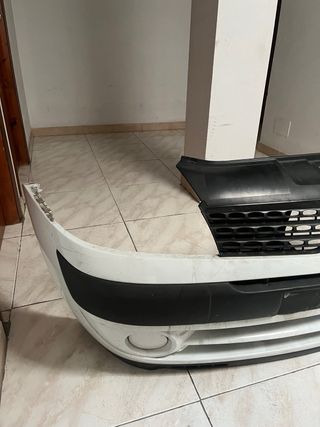 Defensa Delantera Renault Clio