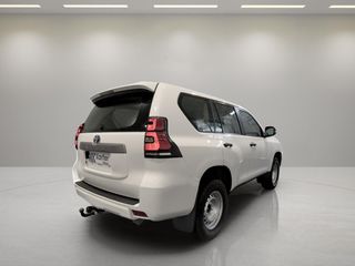 Toyota Land Cruiser 2.8 D-4D GX