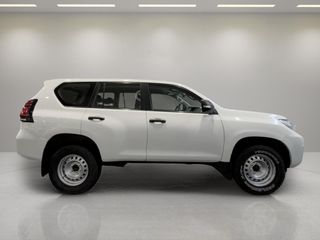Toyota Land Cruiser 2.8 D-4D GX