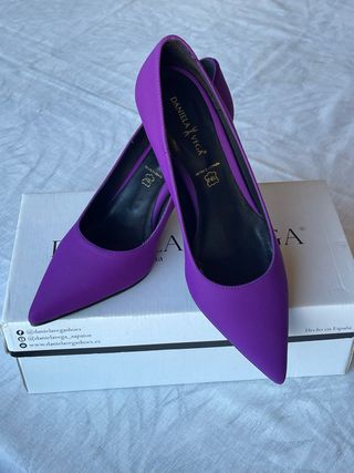 Zapatos de salón Daniela Vega morados