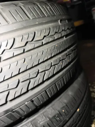 Par de neumáticos segunda mano MAZZINI