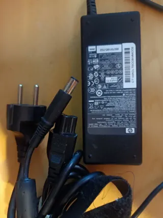 Cargador HP 90W
