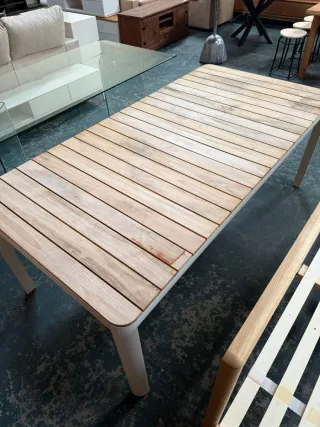 Mesa Kave Home Madera y Metal