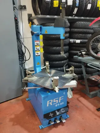 Desmontadora Neumáticos RSF DT-82