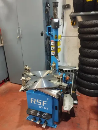 Desmontadora Neumáticos RSF DT-82