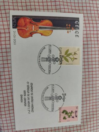 3 sobres conmemorativos Austria. Varios años