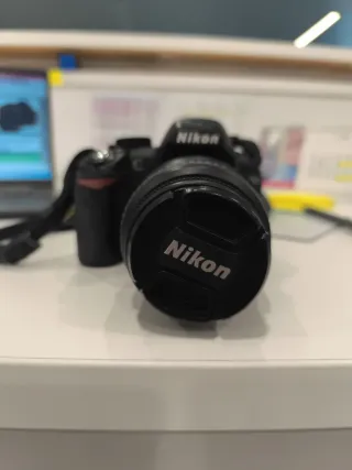 Cámara Nikon D3100 14.2 MP