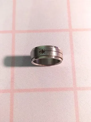 Anillo Giratorio con Diseño de Hormigas