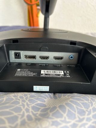 Monitor Gaming Curvo 144Hz Elevable