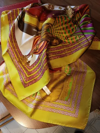 Sciarpa in seta Cartier