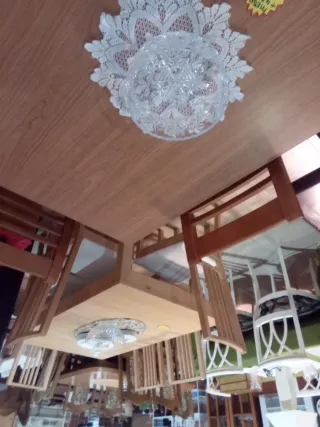 Mesa de comedor y 4 sillas