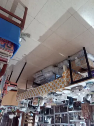 Mesa de comedor y 4 sillas