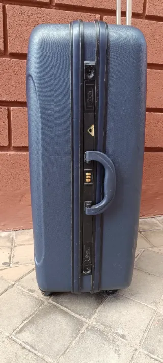 Maleta XXL 4 ruedas azul rigida marca Dustin