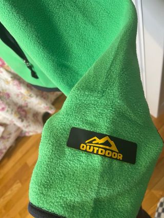 Chaqueta Polar Blaze Beat Verde y Negra