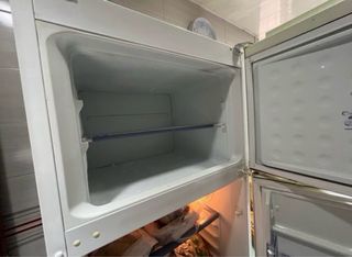 Nevera Westinghouse Blanca