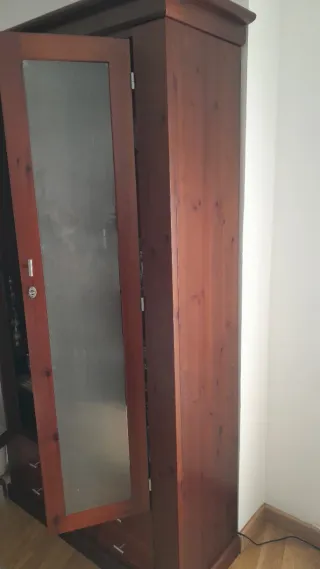 Vitrina madera diseño italiano.no envio...