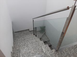 CASA ADOSADA UNIFAMILIAR EN MANRESA